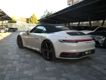 PORSCHE 911 Carrera 4 S Cabriolet