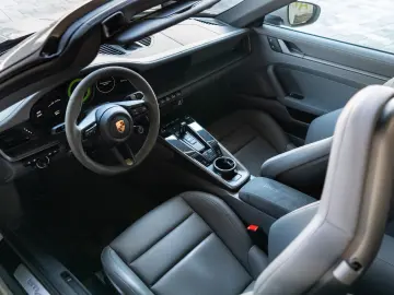 PORSCHE 911 Carrera 4 S Cabriolet