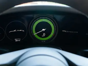 PORSCHE 911 Carrera 4 S Cabriolet