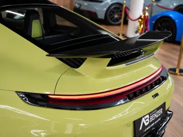 PORSCHE 992.2 Carrera GTS Aero-Kit Titan-Auspuff BOSE