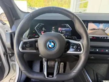 BMW X3 30e xDrive M Sport 19'' AHK Pano