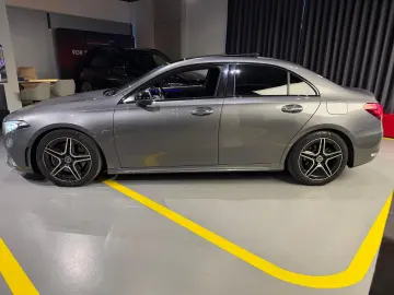 Mercedes-Benz A 220 Limousine 4Matic AMG Line Pano