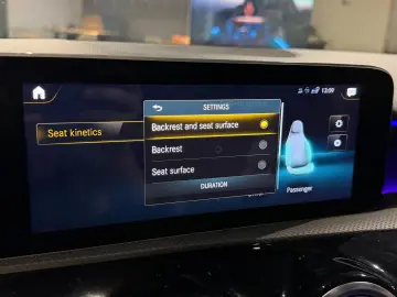 Mercedes-Benz A 220 Limousine 4Matic AMG Line Pano