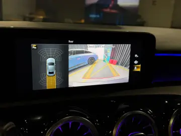 Mercedes-Benz A 220 Limousine 4Matic AMG Line Pano