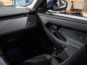 Land Rover Range Rover Evoque 2.0D MHEV AWD