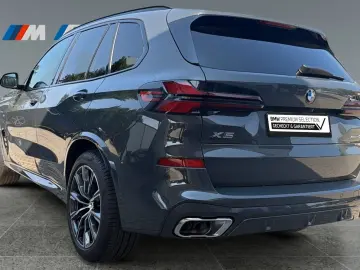 BMW X5 xDrive40i M