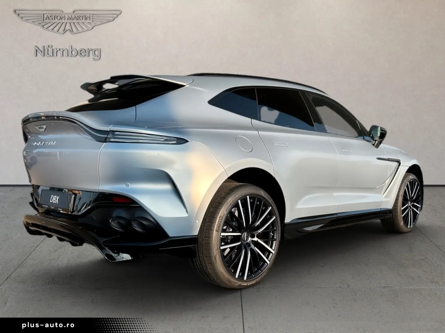ASTON MARTIN DBX 707