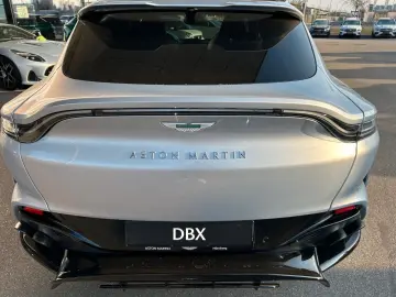 ASTON MARTIN DBX 707