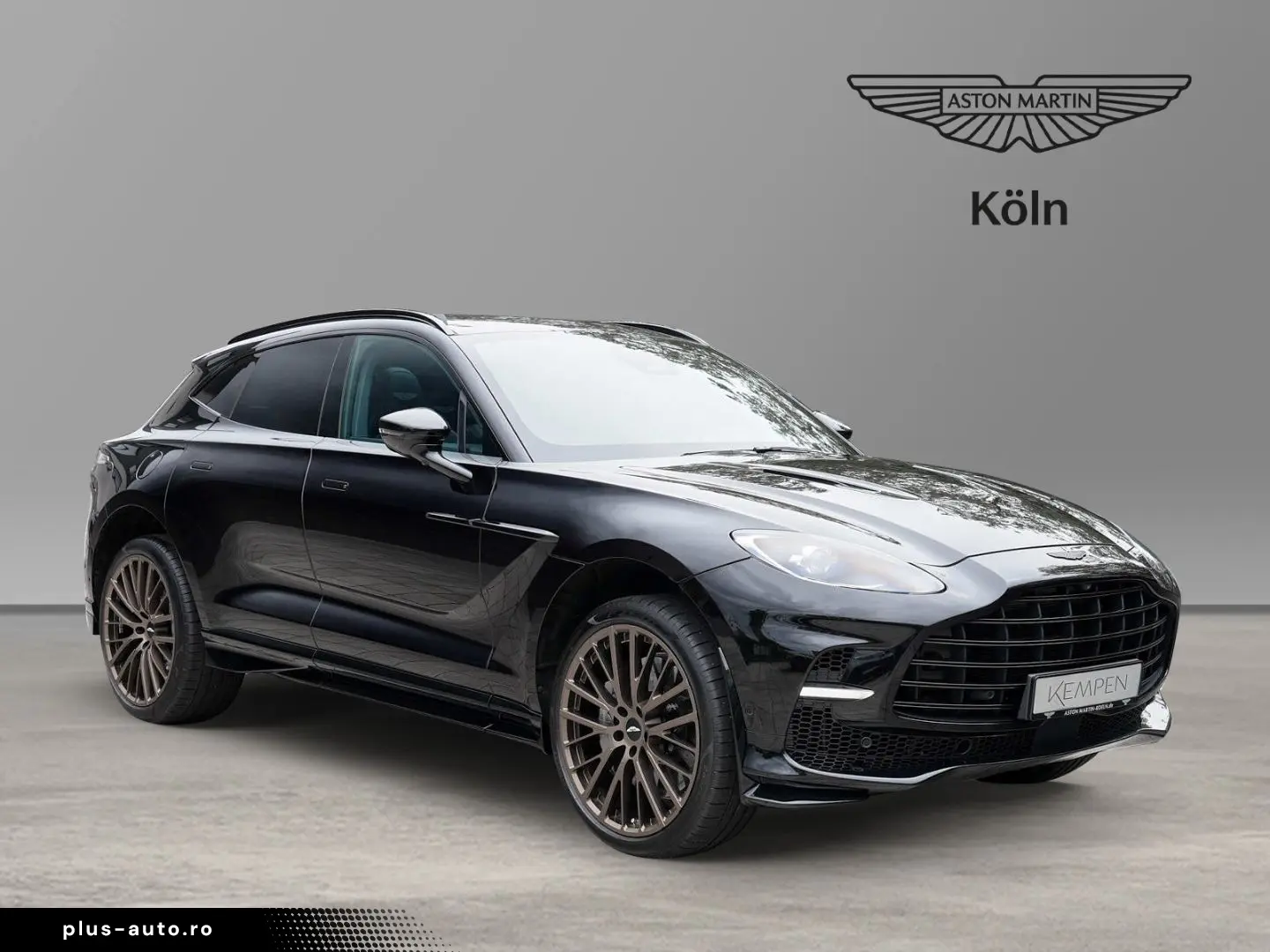 ASTON MARTIN DBX 707 Ultramarine Black   Dark Knight