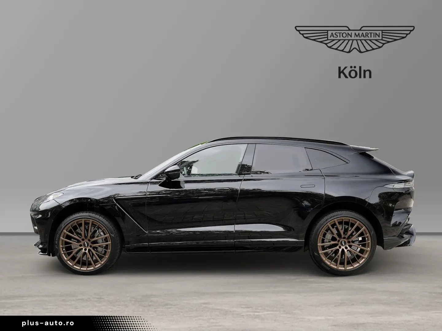 ASTON MARTIN DBX 707 Ultramarine Black   Dark Knight
