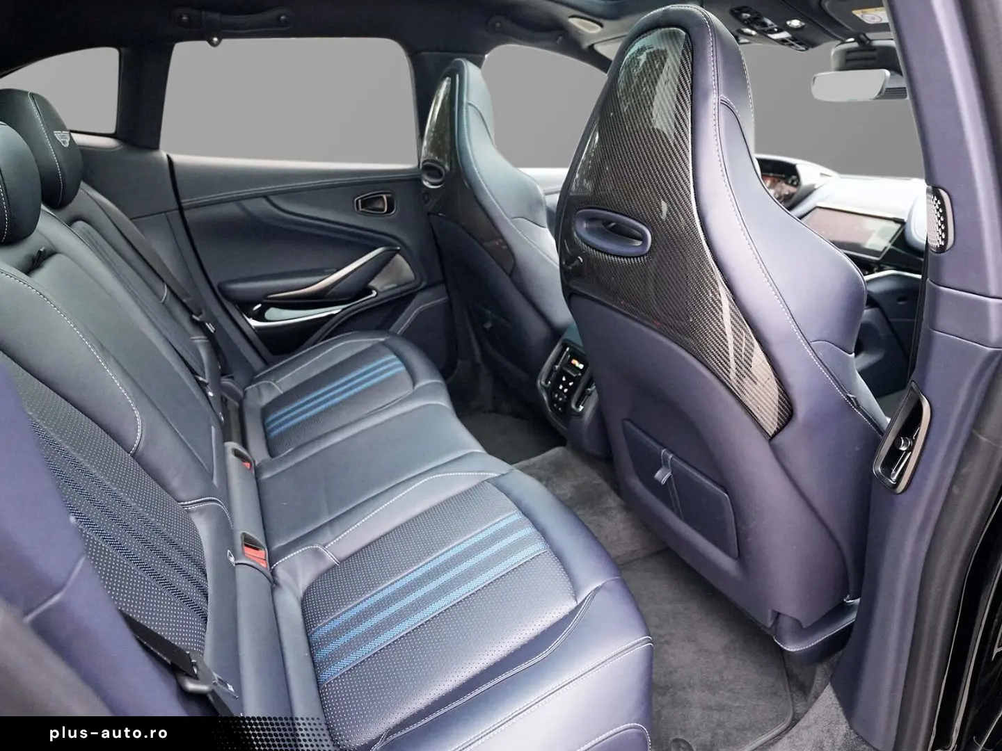 ASTON MARTIN DBX 707 Ultramarine Black   Dark Knight