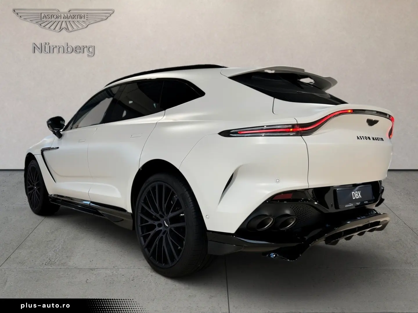 ASTON MARTIN DBX707