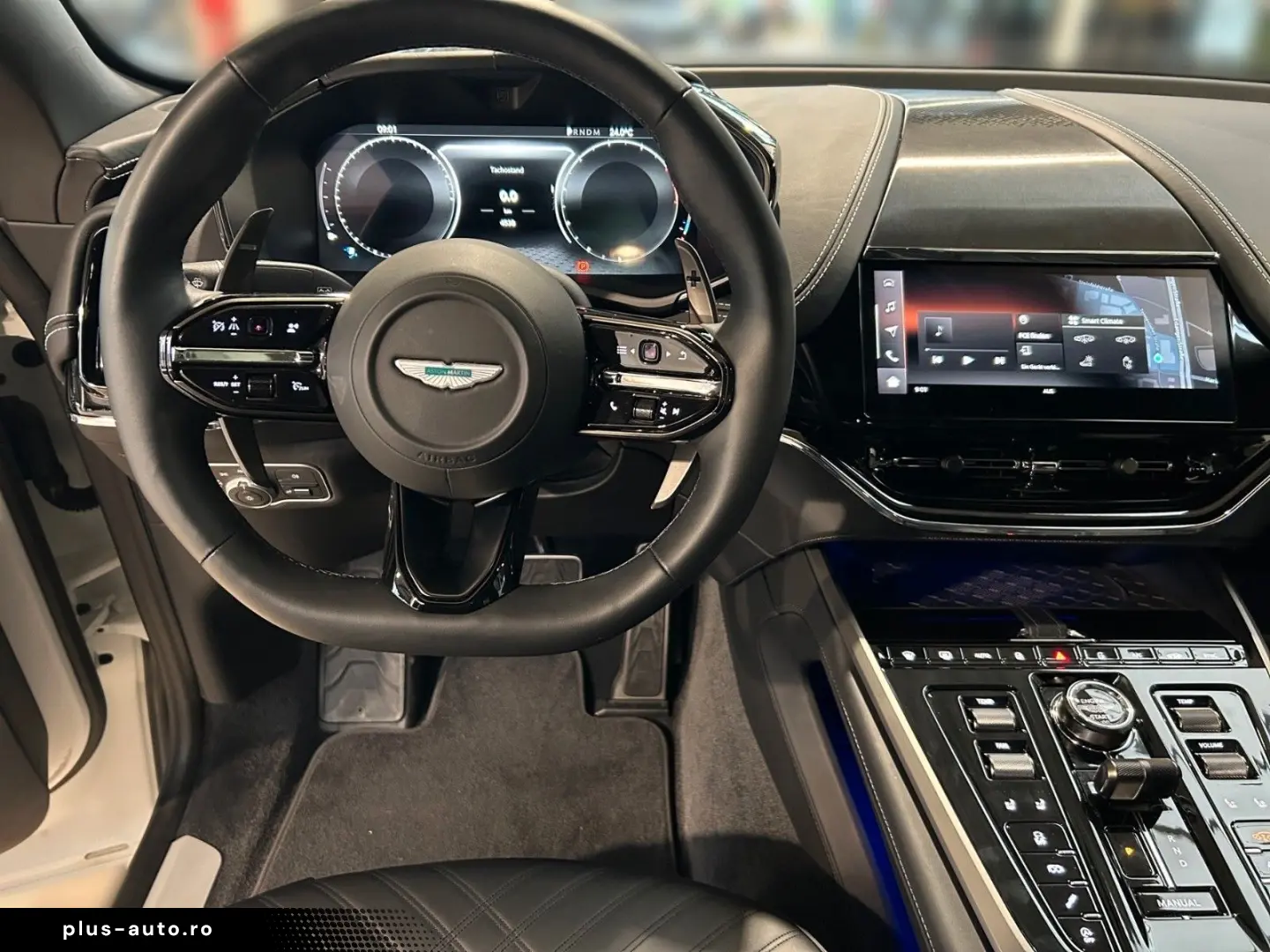 ASTON MARTIN DBX707