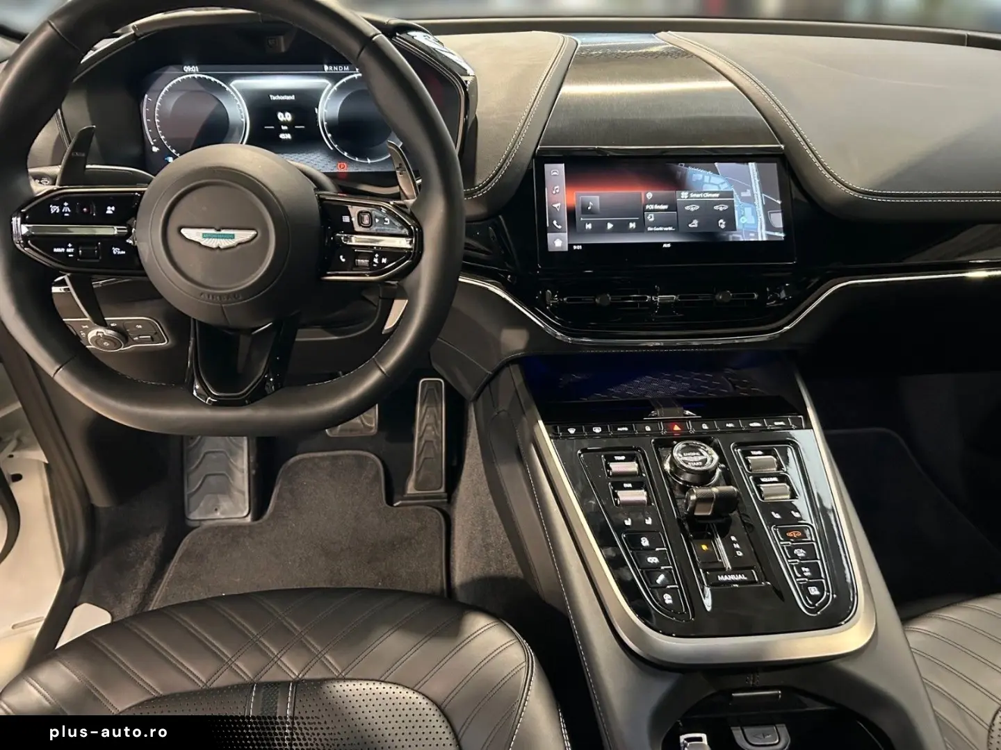 ASTON MARTIN DBX707