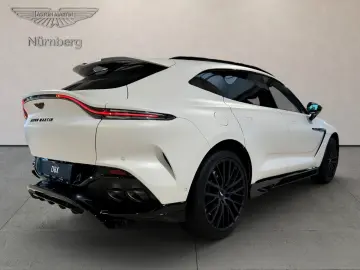 ASTON MARTIN DBX707