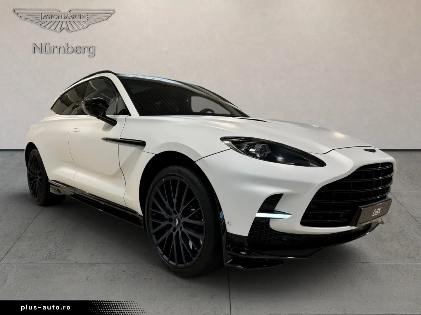 ASTON MARTIN DBX707