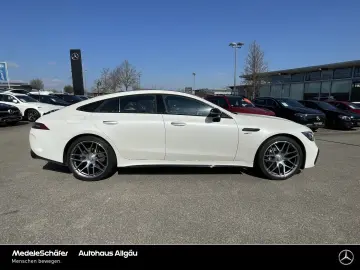 MERCEDES-BENZ AMG GT 43 4M  V8Style AHK Pano Sitzkli…