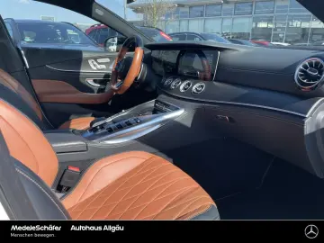 MERCEDES-BENZ AMG GT 43 4M  V8Style AHK Pano Sitzkli…