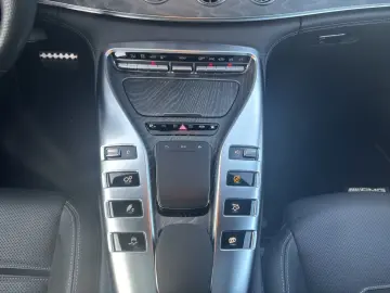 MERCEDES-BENZ GT53 AMG Pano DISTRO Burme V8-Style HU…