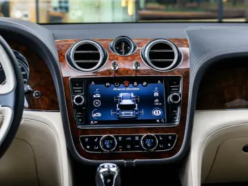 BENTLEY Bentayga 6.0 W12 4WD Autom.