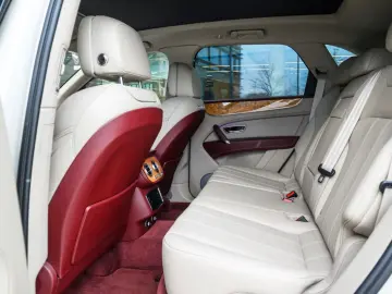 BENTLEY Bentayga V8  Centenary Specification