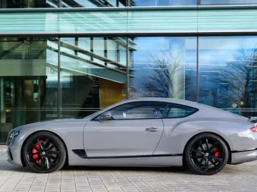 BENTLEY Continental GT V8