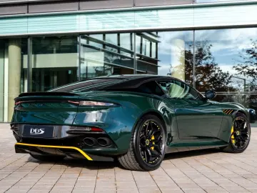 ASTON MARTIN DBS -