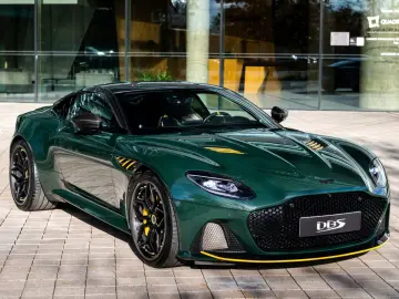 ASTON MARTIN DBS -