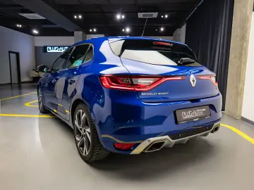 Renault Megane GT 205CP 4Control
