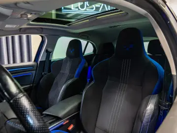 Renault Megane GT 205CP 4Control