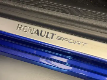 Renault Megane GT 205CP 4Control