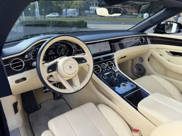 BENTLEY Continental GTC V8  NAIM MwSt. Rotating