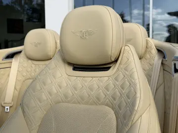 BENTLEY Continental GTC V8  NAIM MwSt. Rotating
