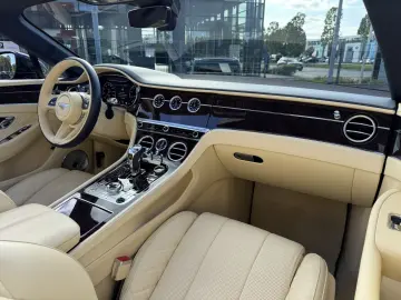 BENTLEY Continental GTC V8  NAIM MwSt. Rotating
