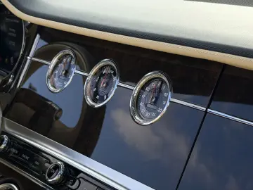 BENTLEY Continental GTC V8  NAIM MwSt. Rotating