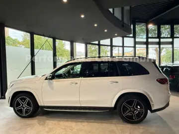 MERCEDES-BENZ GLS 400 d   4Matic   AMG   7x Sitze Le…