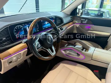 MERCEDES-BENZ GLS 400 d   4Matic   AMG   7x Sitze Le…