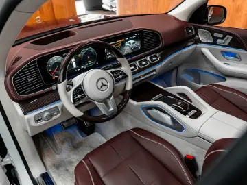 MERCEDES-BENZ GLS 600 Maybach