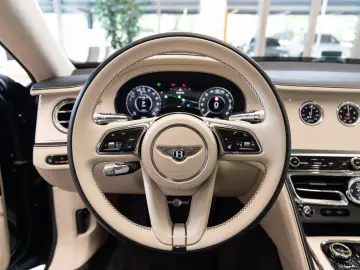 Bentley Flying Spur  NewMY27  Speed