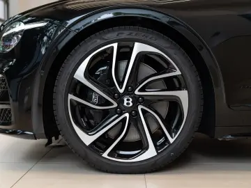 Bentley Flying Spur  NewMY27  Speed