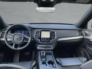 VOLVO XC90 T8 Ultra Dark AHK 360  Kam. GJ Reifen etc.