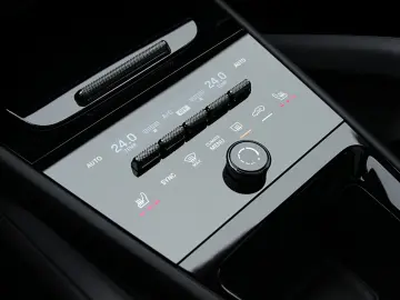 PORSCHE Cayenne Coupe E-Hybrid Black Edition HA-Lenkung