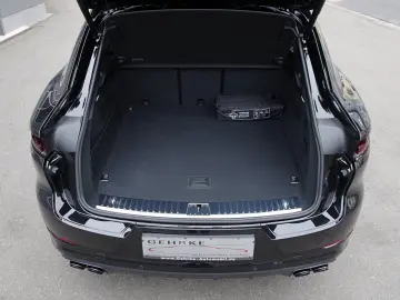 PORSCHE Cayenne Coupe E-Hybrid Black Edition HA-Lenkung