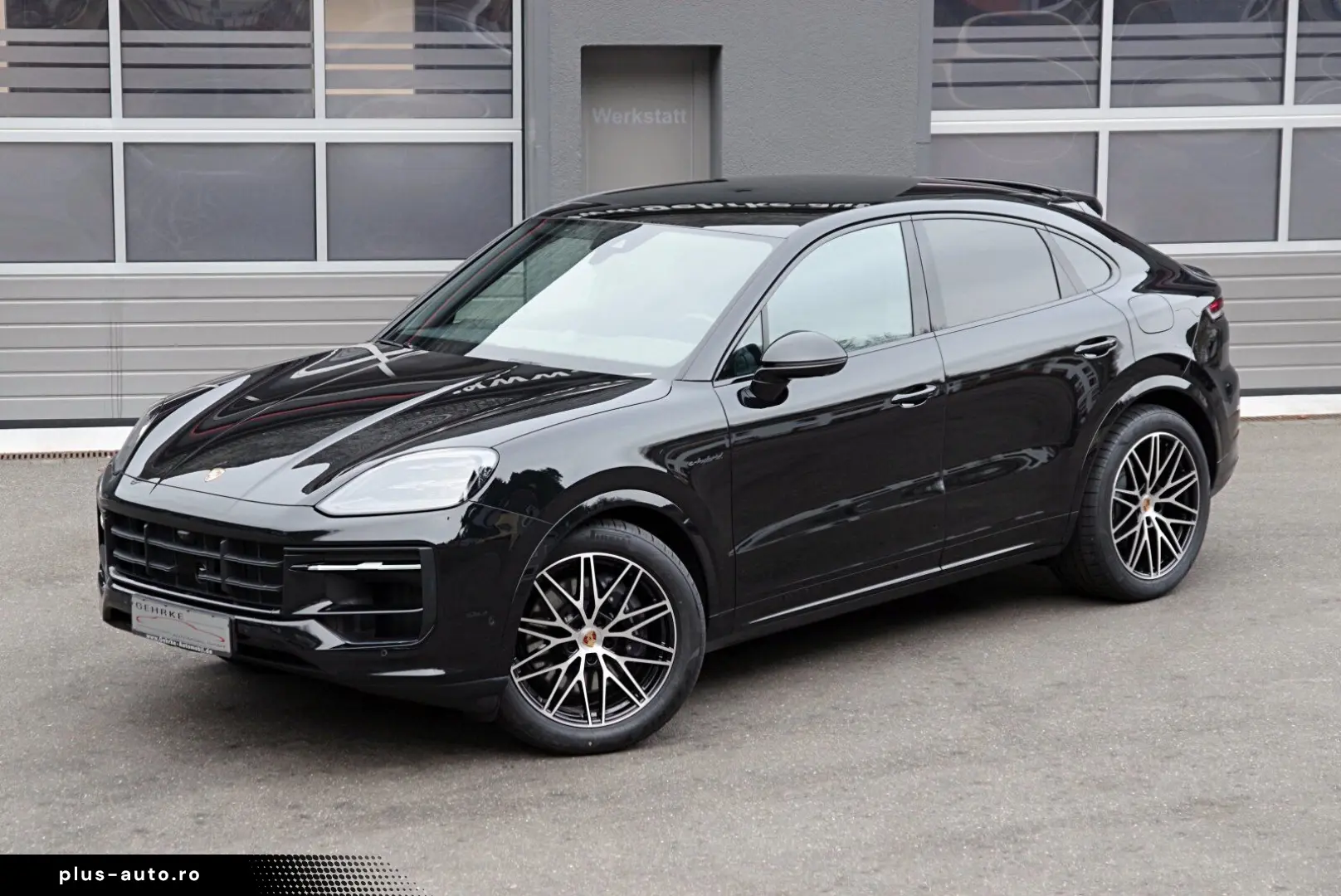 PORSCHE Cayenne Coupe E-Hybrid Black Edition HA-Lenkung