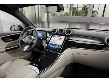 MERCEDES-BENZ GLC 200 4MATIC Coupé AMG Avant Distr L…