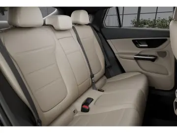 MERCEDES-BENZ GLC 200 4MATIC Coupé AMG Avant Distr L…