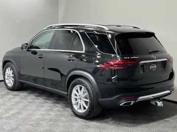 MERCEDES-BENZ GLE 350 de 4MATIC Advanced PANO AHK MultiBeam