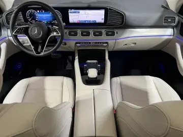 MERCEDES-BENZ GLE 350 de 4MATIC Advanced PANO AHK MultiBeam