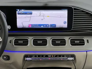 MERCEDES-BENZ GLE 350 de 4MATIC Advanced PANO AHK MultiBeam