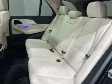MERCEDES-BENZ GLE 350 de 4MATIC Advanced PANO AHK MultiBeam